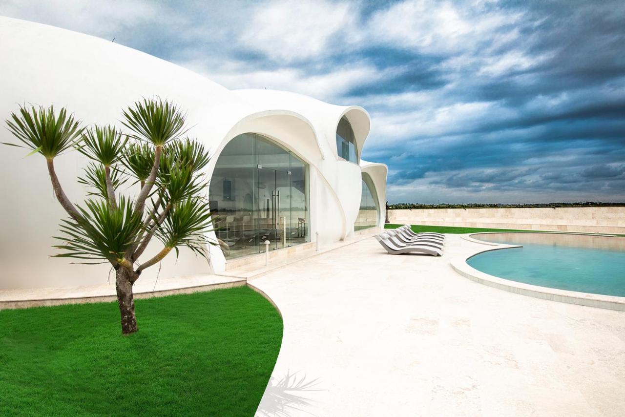 The Cloud Beachfront Villa Tabanan Exterior foto