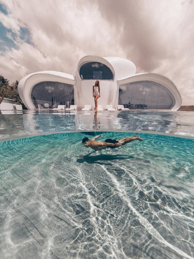 The Cloud Beachfront Villa Tabanan Exterior foto